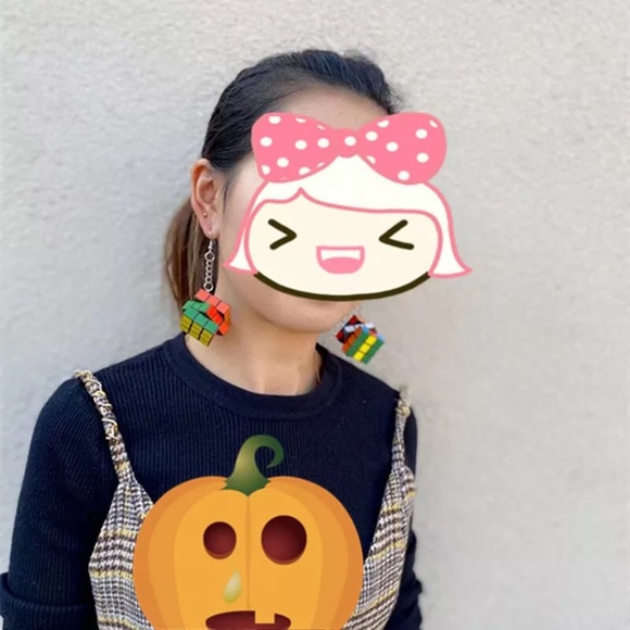 Mini Rubik’s Cube Earrings - Picture 6 of 6